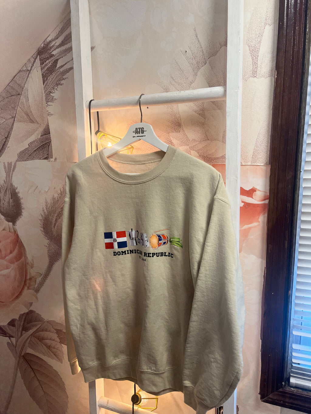 Dominican Republic Inspired Crewneck